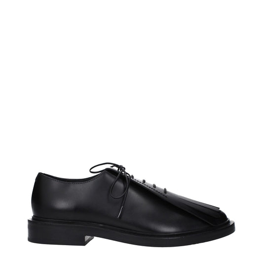 Max Mara Black Leather Oxfords And Derbies featuring lace-up closure, low flat heel, round toe, and rubber sole in a casual style.