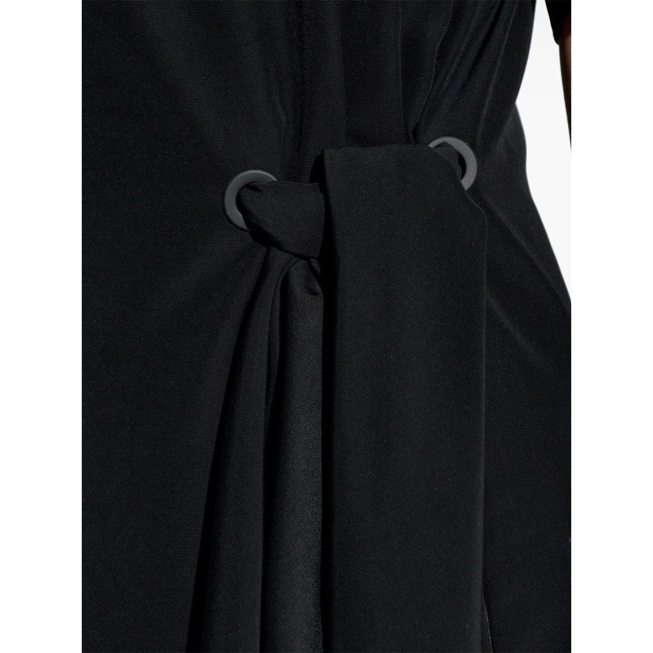 Front view with bag zipped and handles upright.
