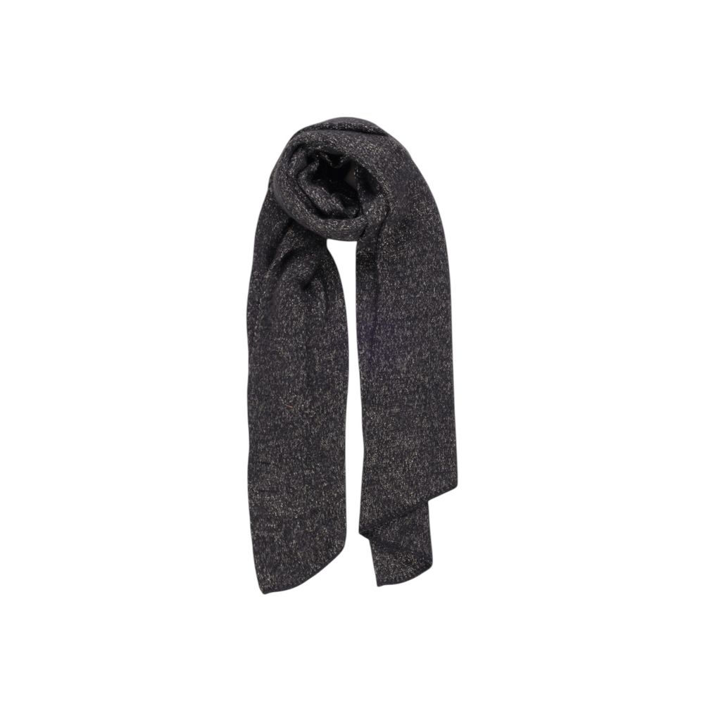 Pieces Black Recycled Polyester Scarf elegant accessory made from 95% recycled polyester, perfect for adding sophistication to outfits.