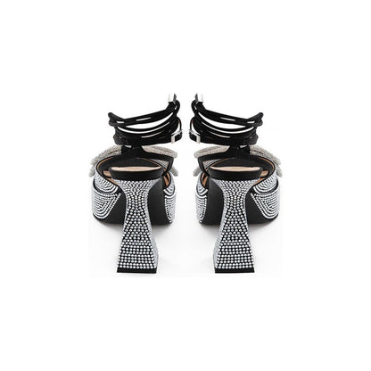 MACH & MACH Chic Black Leather Platforms for Elevated Style