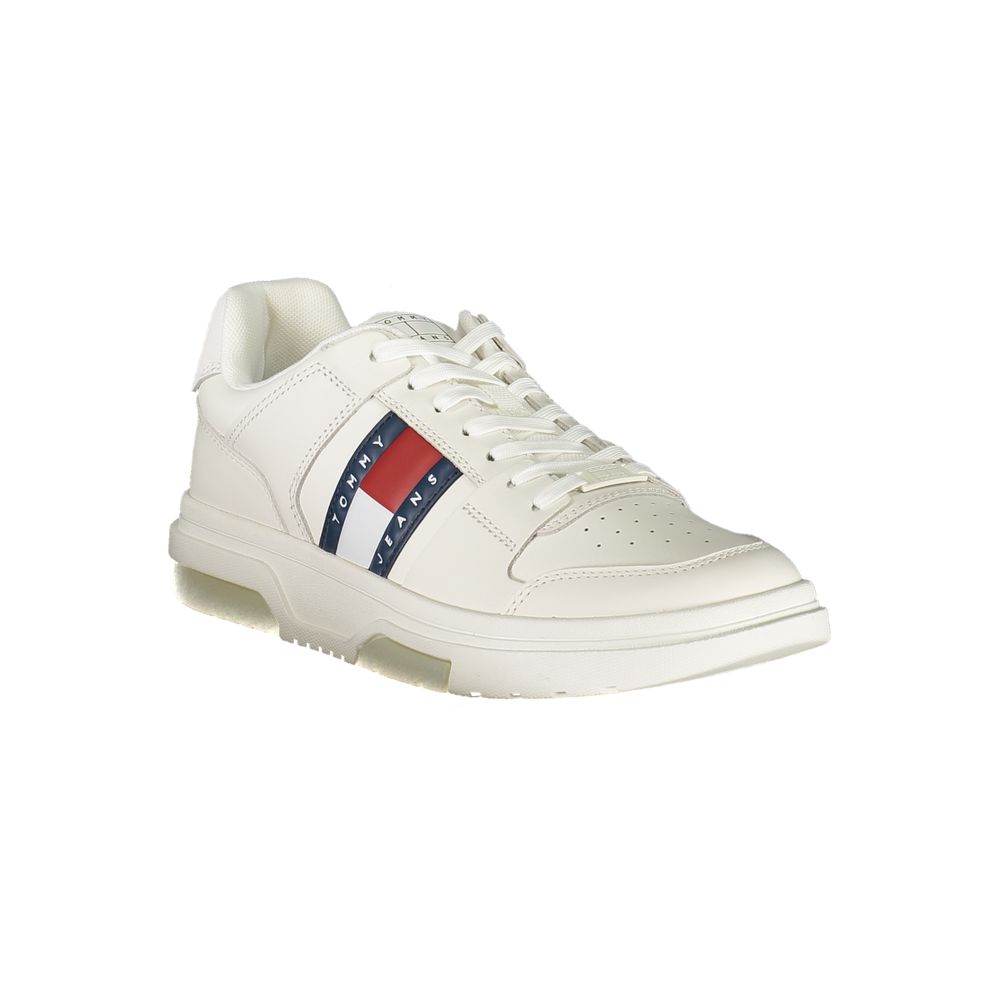 Tommy Hilfiger White Leather Men Sneaker with iconic logo and contrasting details, embodying athletic luxury and premium quality.
