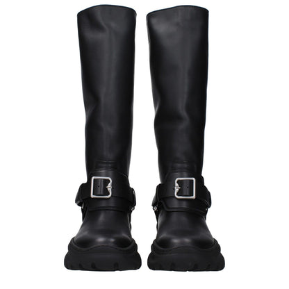 Burberry Black Leather Boots with silver details, vintage effect, round toe, mid heels, and rubber sole. MPN 8096904.
