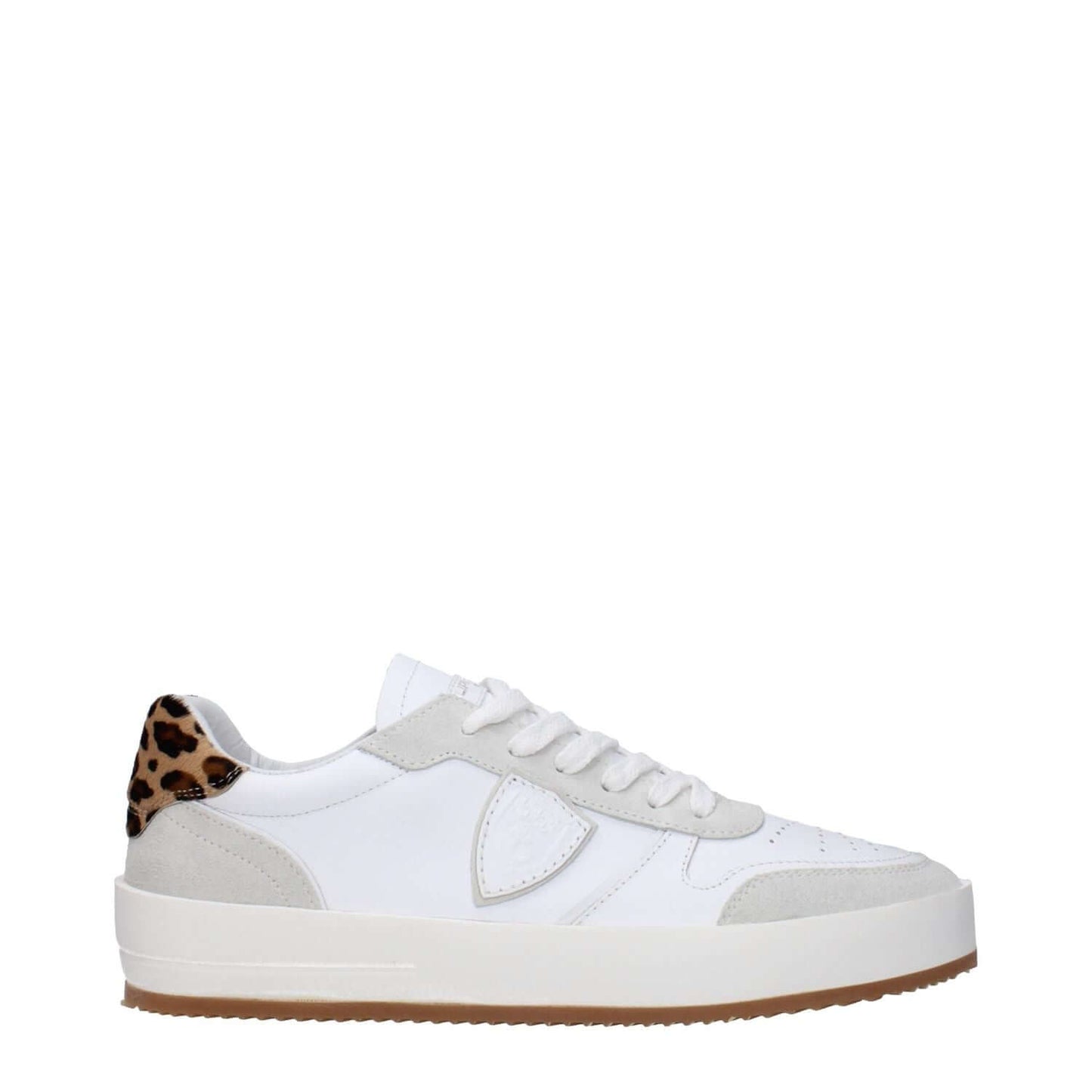 Philippe Model White Leather Low Top Sneakers with front logo and vintage effect, MPN VNLUVATB202, code F83322, side view.