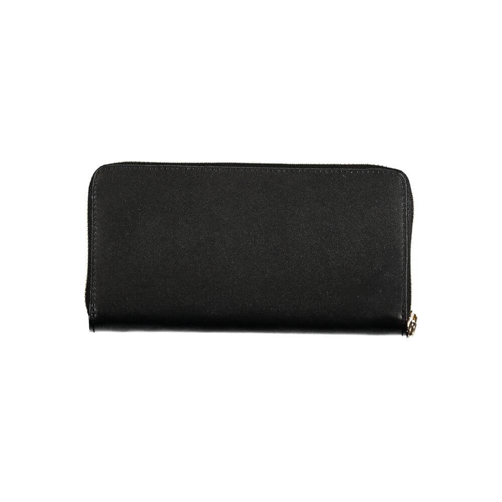 Patrizia Pepe Black Leather Wallet with zip closure, 6 compartments, card spaces, and coin purse, featuring logo.