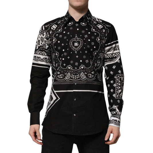 Alt Tag: Dolce & Gabbana Black Bandana Print Logo MARTINI Dress Shirt on model, showcasing intricate design and slim fit.