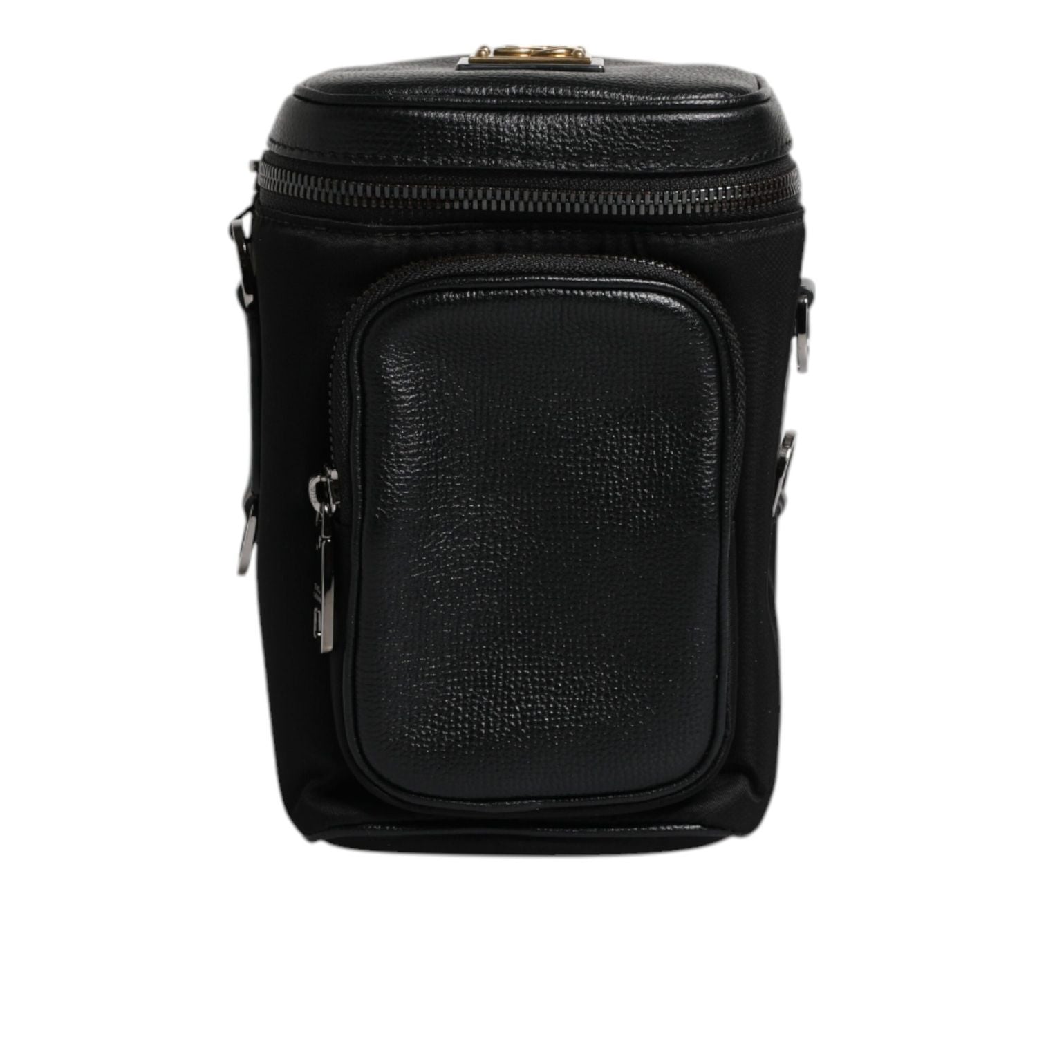 Front view with bag zipped and handles upright.