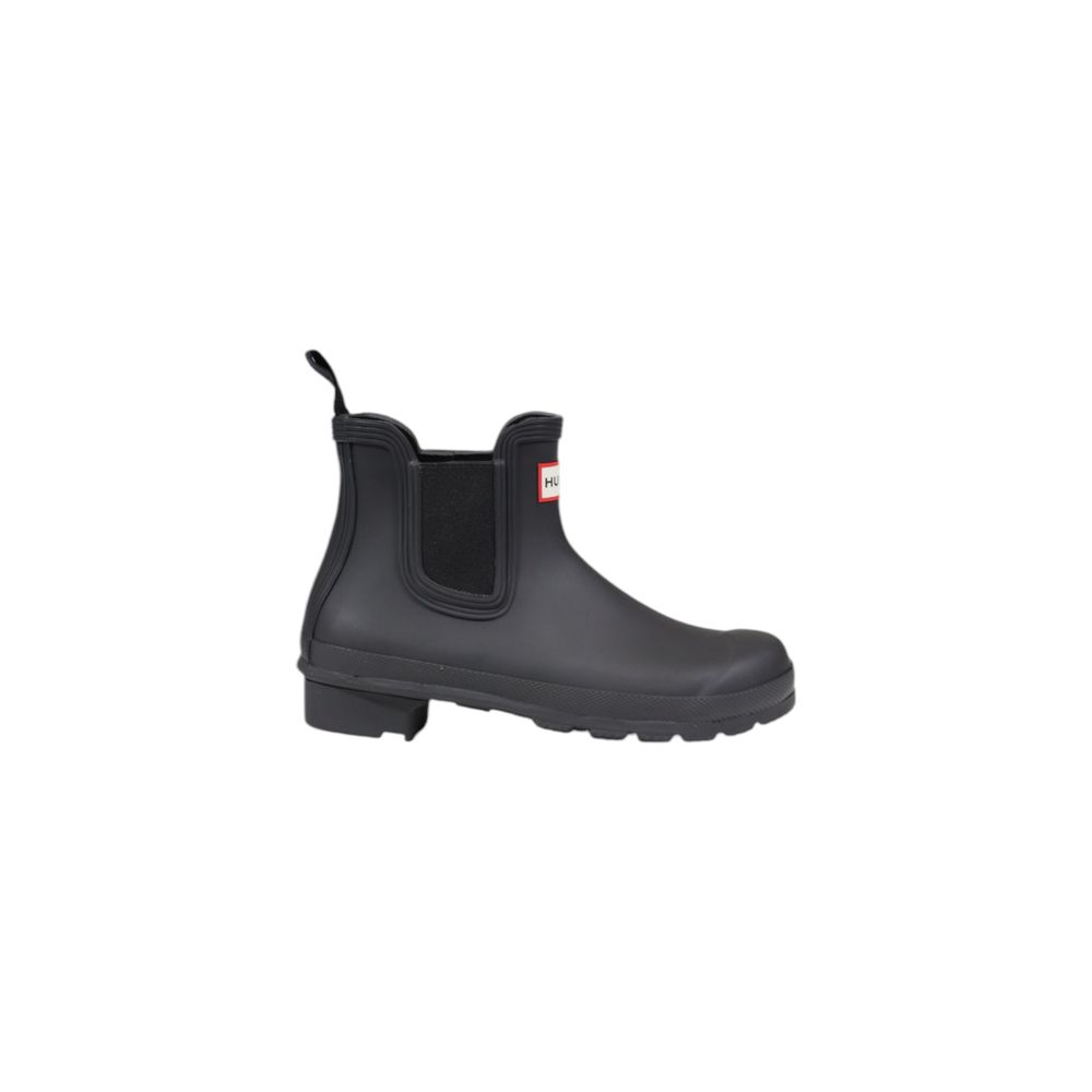 Hunter Black Recycled Polyester Ankle boots with adjustable buckle, waterproof for urban style, made from natural rubber and recycled materials.