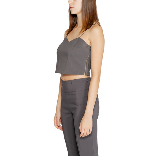 Woman wearing Rinascimento Gray Polyester Top from Fall/Winter collection, featuring 90% polyester and 10% elastane for women’s fashion.