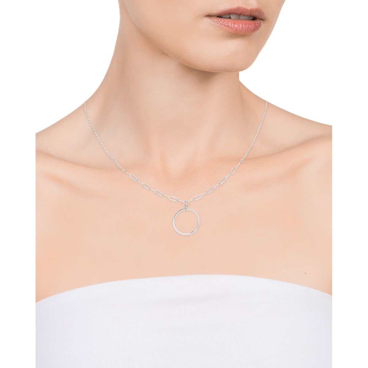 VICEROY JEWELS Mod. 13053C000-00 silver necklace worn by model, featuring elegant design and 925° silver chain.